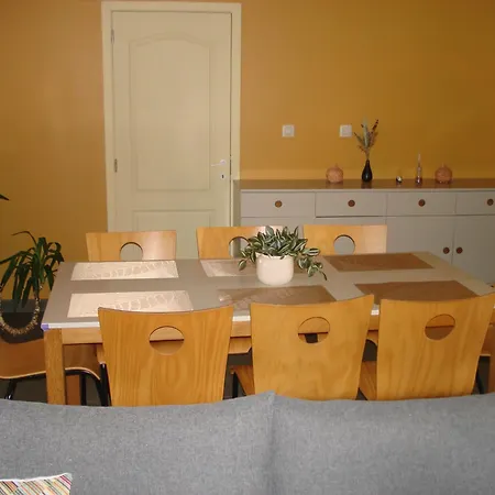 Appartement Courcelles Appartement *