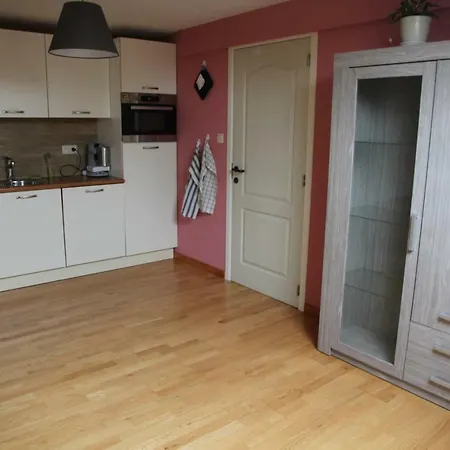 Appartement Courcelles