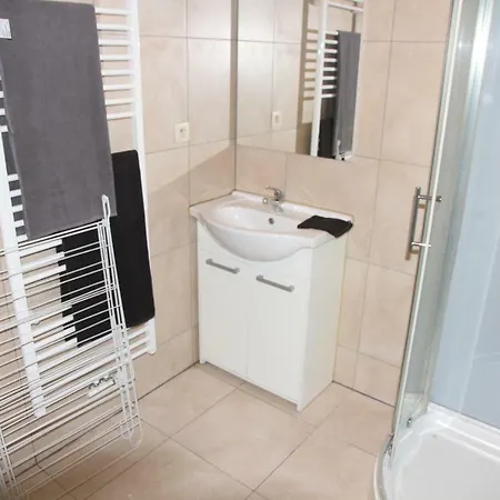 Appartement Courcelles Apartmán